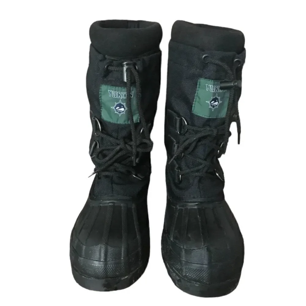 Yukon  Boots Mens Size 6